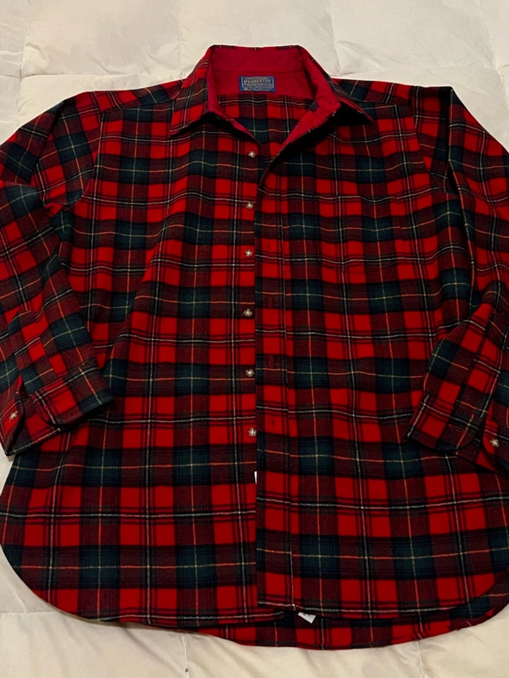 Pendleton Red and Black Plaid Button-Down Shirt Size L